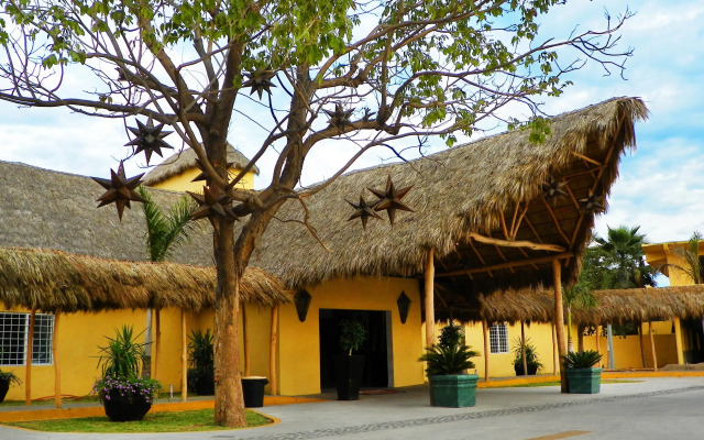 Zar Manzanillo