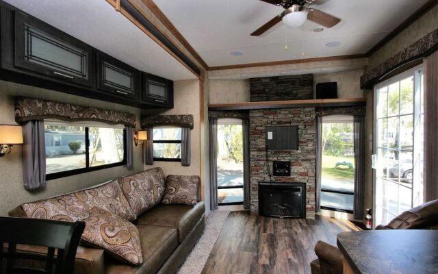 Homosassa River RV Resort