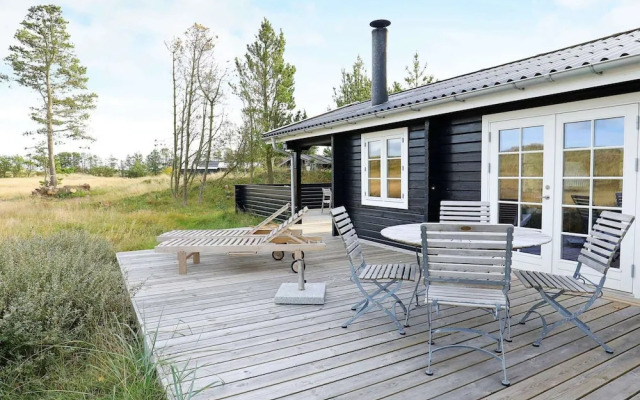 6 Person Holiday Home in Albaek
