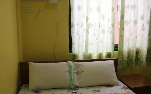 M.N. Boracay Lodge Inn
