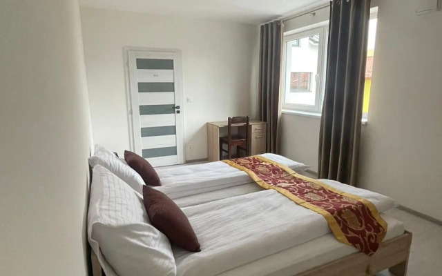 Sun-House Pension&Restaurant -ParkingFree-