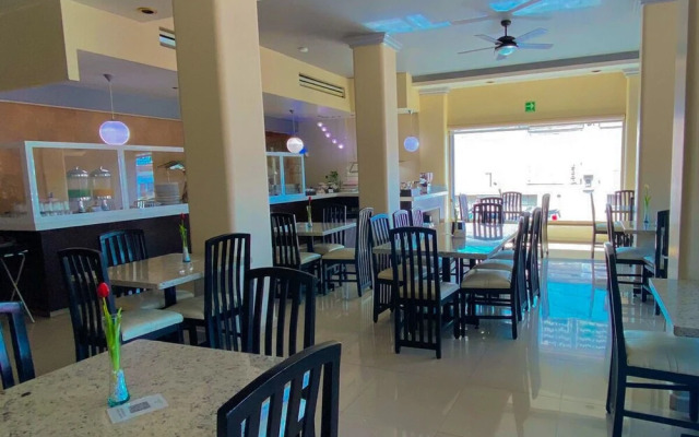 Hotel Mirage