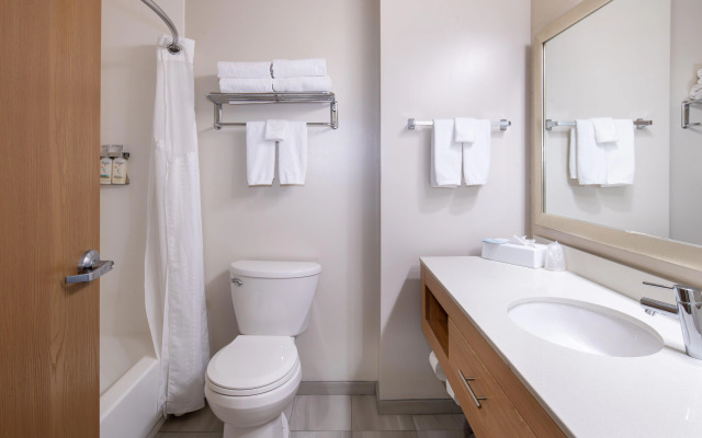 Holiday Inn Express Hotel & Suites Henderson by IHG