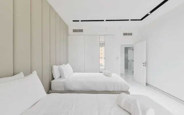 Waterfront Luxury 3plus1 BR in JBR Dubai