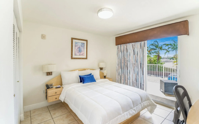 South River Suites
