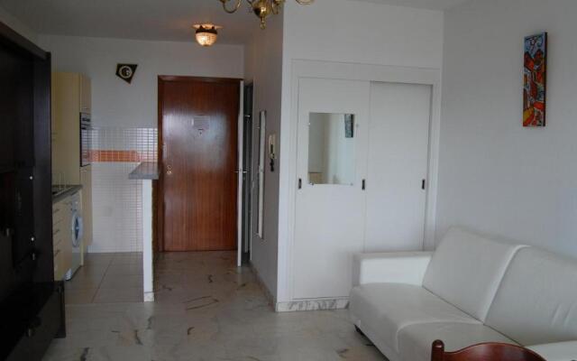 Studio Menton, 1 pièce, 2 personnes - FR-1-196-216