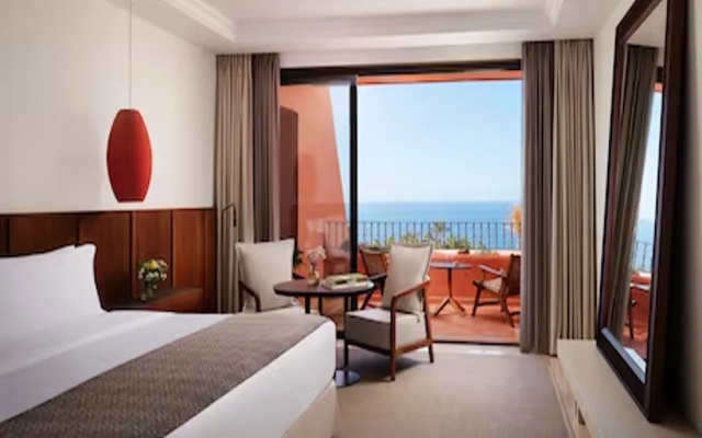 Tivoli la Caleta Resort