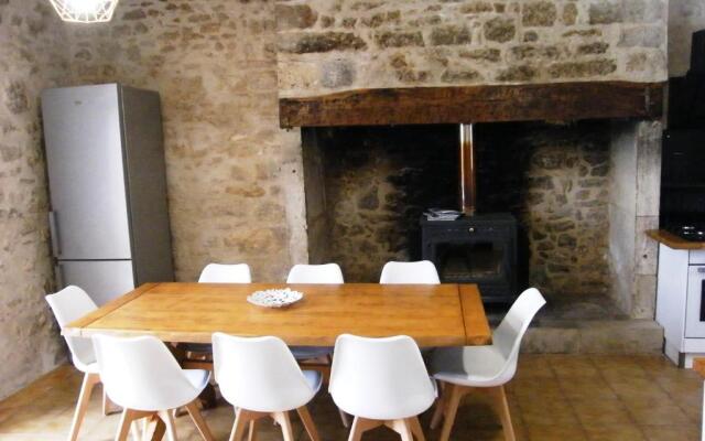 LOU CHASTEL - DEMEURE PERIGOURDINE ENTIEREMENT CLIMATISEE avec PISCINE PRIVEE