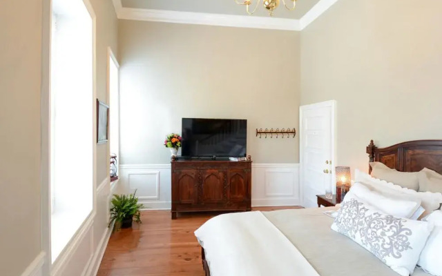 Gentry Hotel