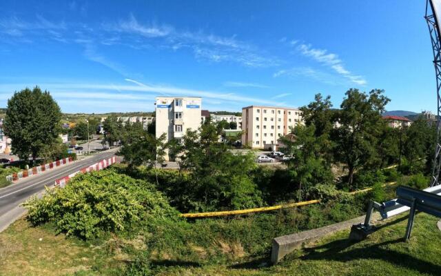Cozy Studio 1 Bedroom nearby Value Center Mall