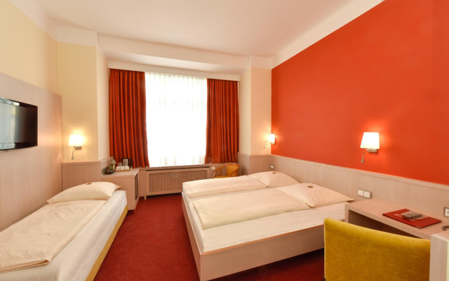 Hotel Adria München