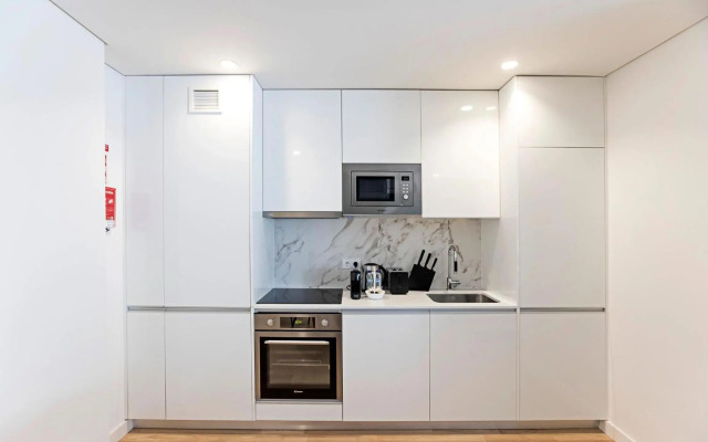 Paraíso -1B w/ AC & Patio by LovelyStay