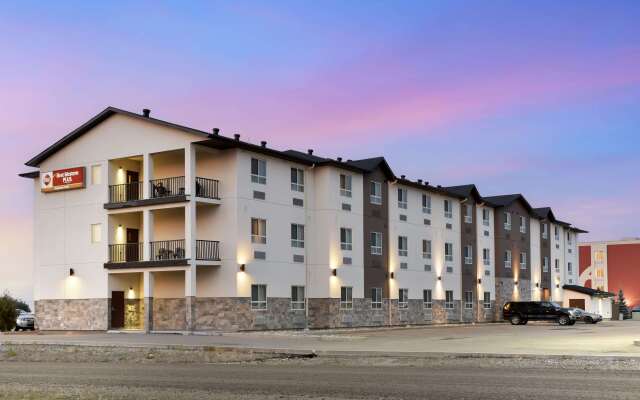 Best Western Plus Moosomin Hotel