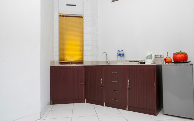 RedDoorz Plus near Dago Pakar