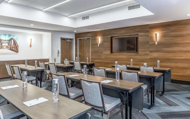 Hampton Inn & Suites Bridgeview Chicago
