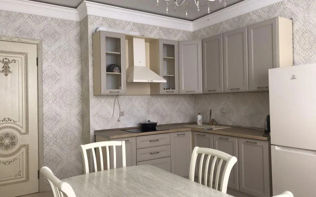 Апартаменты на улице Времена Года 15