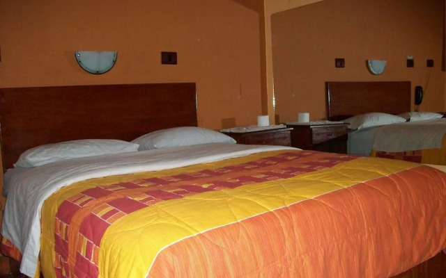 Hostal TU&YO
