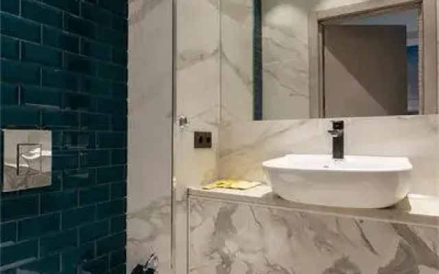 Гостиница у красных ворот