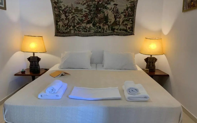 Attik residence