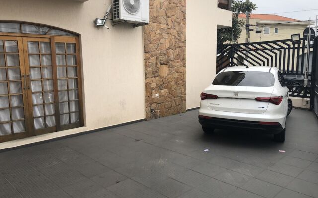 Brazil & France Hostel And House Inn