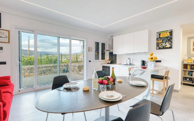 Gemma Marina Near Villa Grock Museum