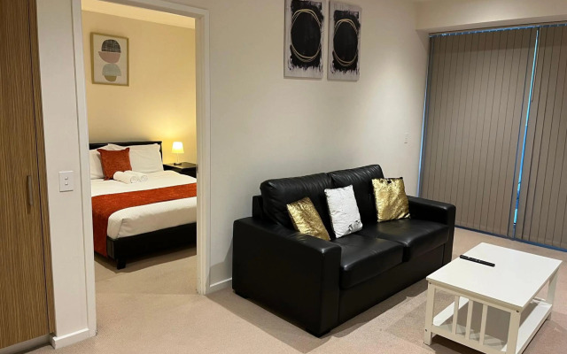 Tasha's Apartments on Morphett
