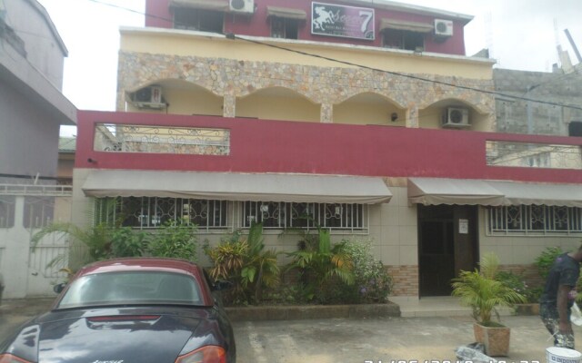 Residence Hotel Seven 7