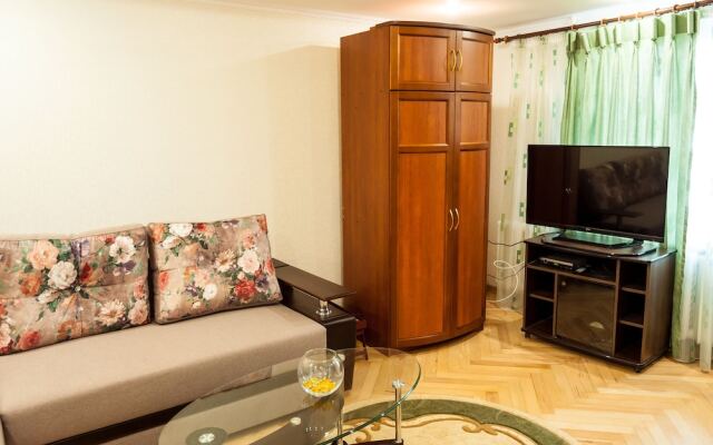 Apartment on Lesi Ukrainky Blvd