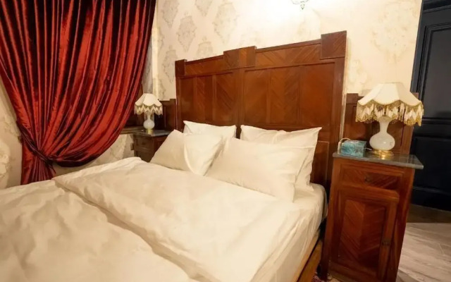 Castle Boutique Hotel