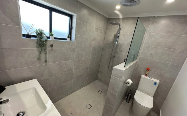 Central Cullen Apartments