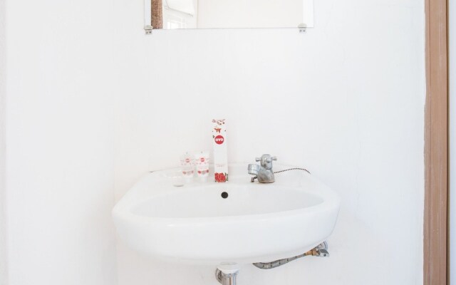 Super OYO 332 Residence G17 Kemang