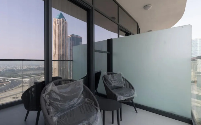 Modern 1BR in Business Bay