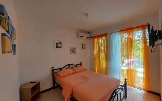 Hermosa casa de playa en bejuco