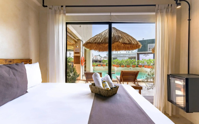 Caribbean Paradise Hotel & Spa - 5th Avenue