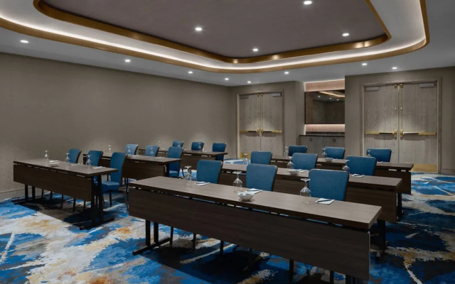 Courtyard By Marriott Calgary Downtown