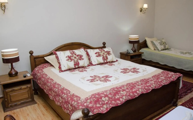 Jipek Joli Inn