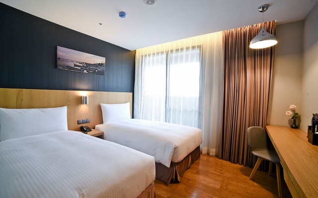 Yidear Hotel