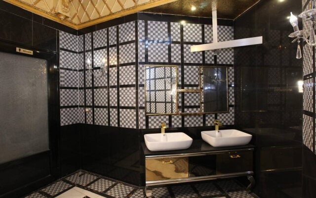 Roomi Suites Hotel