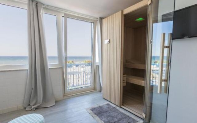 Three Room - Sea View Luxury Loft