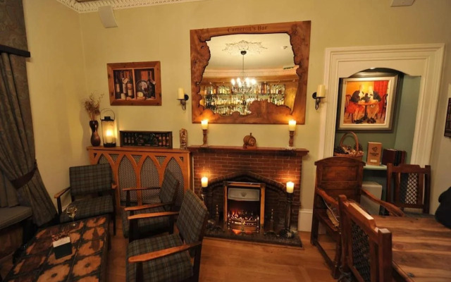 Poppies Hotel