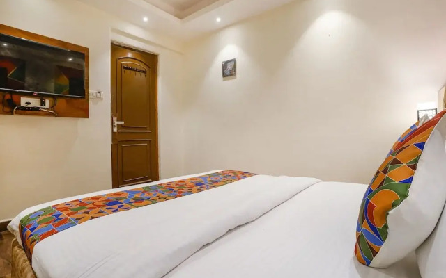 Fabhotel Twigo Inn