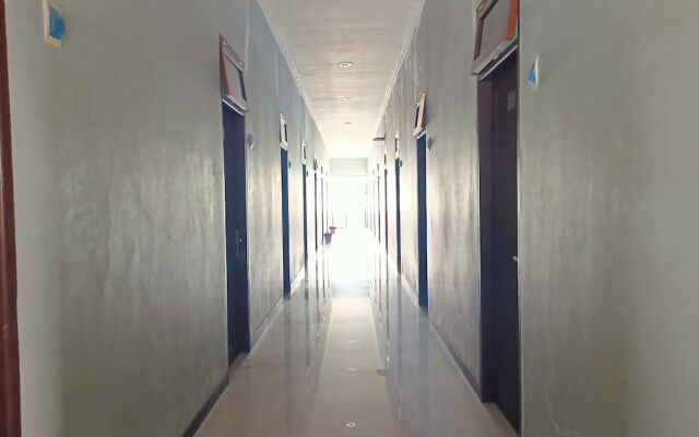 Hotel O Tri Homestay