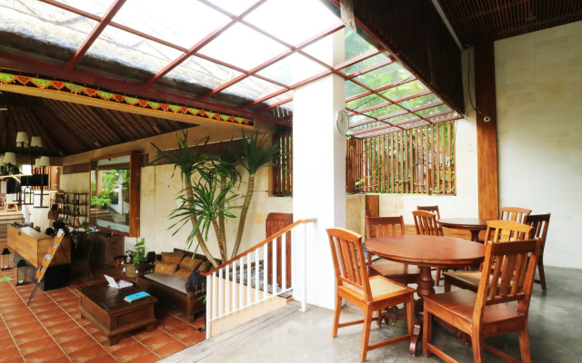 Hotel Puriartha Ubud