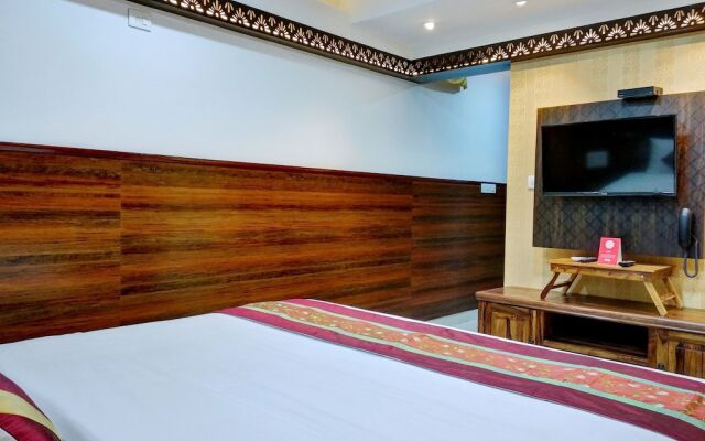 OYO 10395 Hotel Dvarka INN