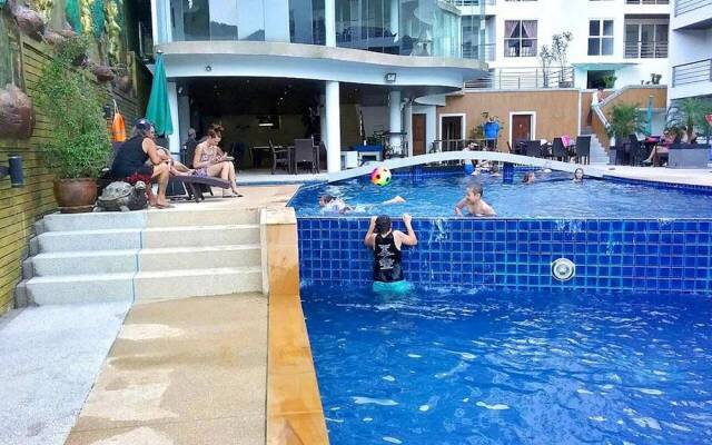 Beststayinphuket Poolview