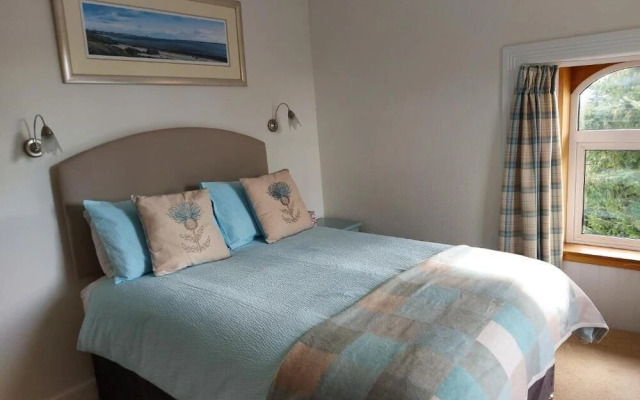 Fir Tree B&B at Galvelbeg House