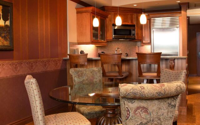 The Royal Kelowna