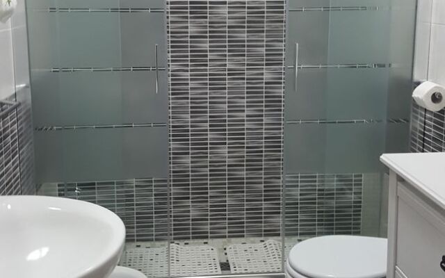 Exclusive House Center