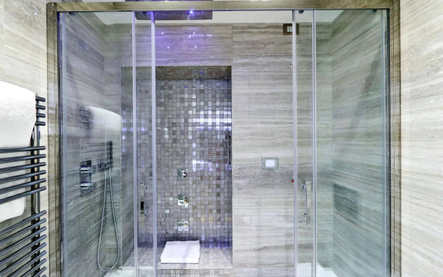 LANZA 111 - Exclusive Rooms