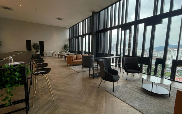 13a-Georgetown Beacon Executive Suites #Infinity Pool